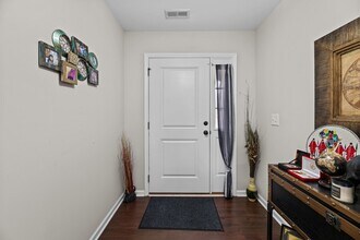 211 Lynden Ln in New Bern, NC - Building Photo - Building Photo