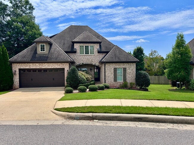 property at 1212 Weatherford St