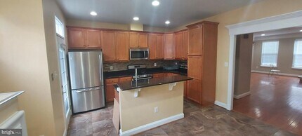 11808 Oxbridge Dr in Germantown, MD - Building Photo - Building Photo