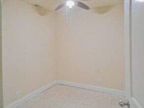 3715 N Wilton Ave, Unit g in Chicago, IL - Building Photo - Building Photo