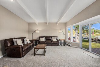 811 Palmer Dr in Greenville, MI - Building Photo - Building Photo