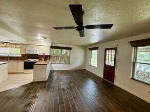 9407 Pinole Ln in Houston, TX - Building Photo - Building Photo
