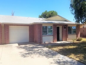 9609 W Cinnabar Ave in Peoria, AZ - Building Photo - Building Photo