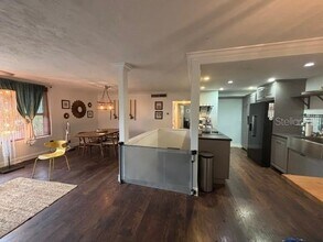 4439 Ocean Blvd in Siesta Key, FL - Foto de edificio - Building Photo