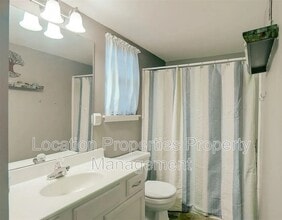 2401 Sequoia Ct in Lawrence, KS - Building Photo - Building Photo