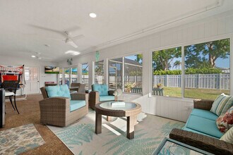 7307 11th Ave W in Bradenton, FL - Building Photo - Building Photo