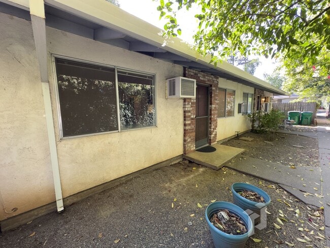 property at 344 W 4th Ave