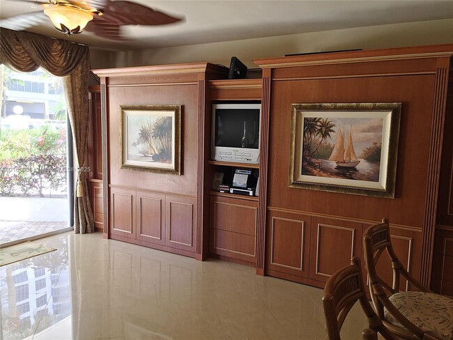 property at 3505 S Ocean Dr