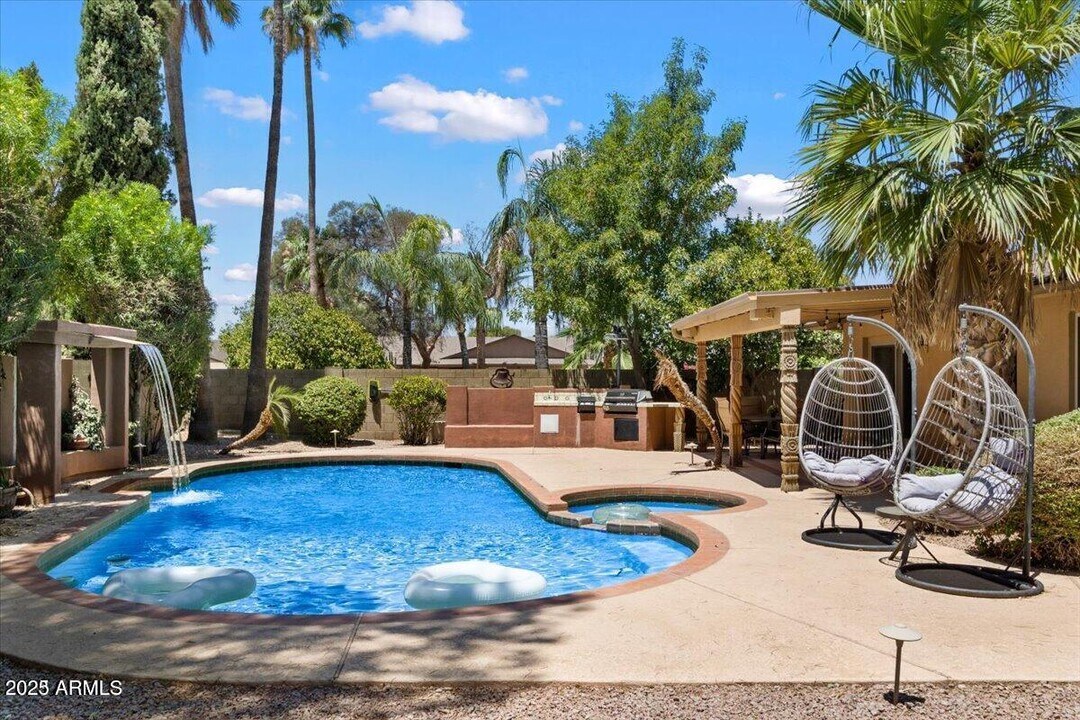 5909 E Marilyn Rd in Scottsdale, AZ - Building Photo