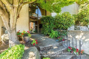 610 Aloha St in Seattle, WA - Building Photo