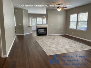 1304 Fenwick Plantation Rd in Johns Island, SC - Building Photo - Building Photo
