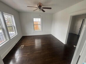 1619 27th St N in Birmingham, AL - Foto de edificio - Building Photo