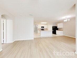 3041 Teak Ct in Deltona, FL - Foto de edificio - Building Photo