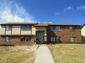 2619 E Uintah St in Colorado Springs, CO - Building Photo