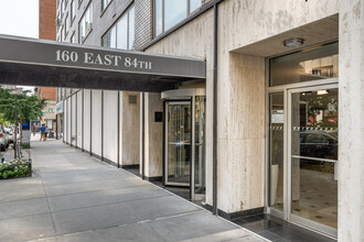 160 East 84th at Third Ave in New York, NY - Building Photo - Building Photo