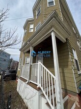 103 Marion St, Unit 2 in Somerville, MA - Building Photo - Building Photo