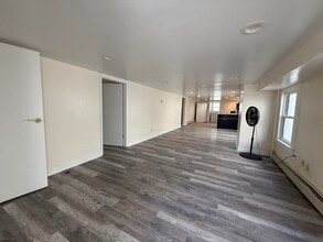 103 N Troy Ave in Ventnor City, NJ - Building Photo - Building Photo