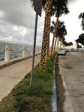 1408 Brickell Bay Dr, Unit 302 in Miami, FL - Building Photo - Building Photo