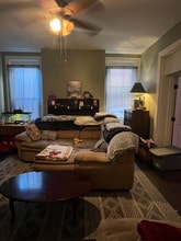 823 Market St, Unit 4 in Wheeling, WV - Building Photo - Building Photo