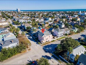 1427 Church St in Galveston, TX - Foto de edificio - Building Photo