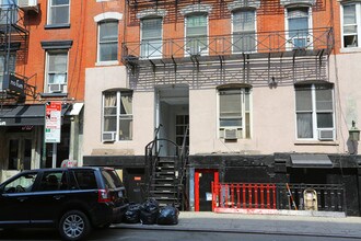 163  Ludlow Street in New York, NY - Building Photo - Building Photo