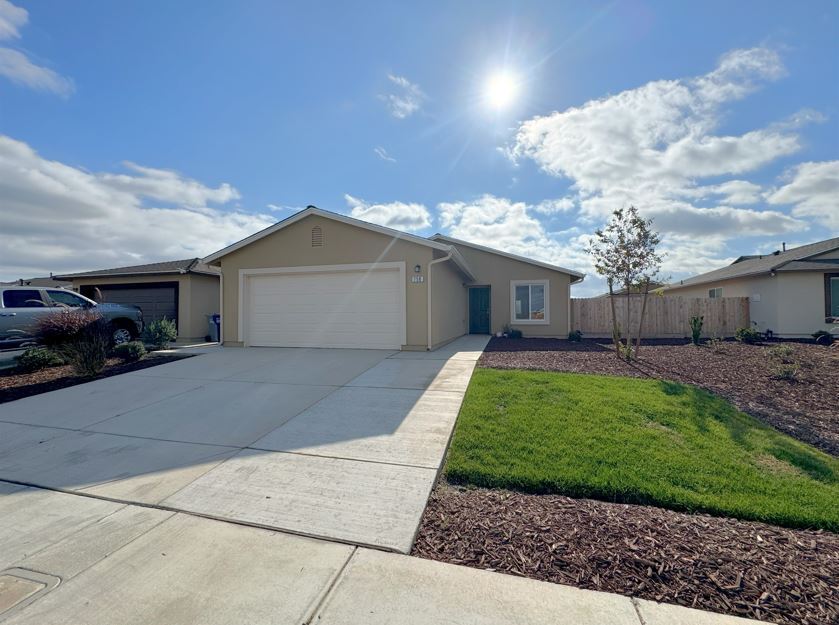 758 Dean Ct in Merced, CA - Building Photo