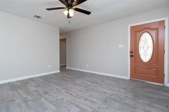 9603 Seeker St in Houston, TX - Building Photo - Building Photo