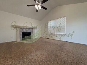 2920 SW Shadow Brook Dr in Blue Springs, MO - Building Photo - Building Photo