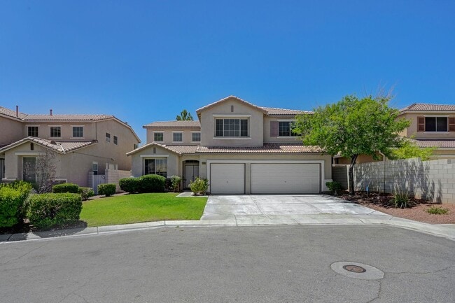 5349 Misty Acres Ct in Las Vegas, NV - Building Photo - Building Photo