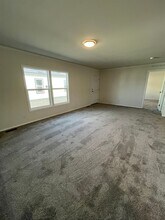 2681 E Edison Ave in Sunnyside, WA - Building Photo - Building Photo