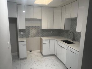 3502 Waterview Cir in Palm Springs, FL - Building Photo - Building Photo