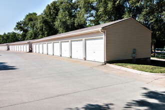 Deerfield Apartments in Blair, NE - Foto de edificio - Building Photo