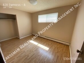 828 Empress St in Regina, SK - Building Photo - Building Photo