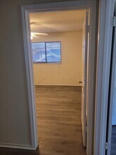 17915 Summer Knoll Dr in San Antonio, TX - Foto de edificio - Building Photo
