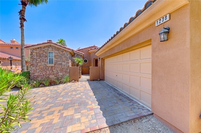 1238 Calcione Dr in Henderson, NV - Building Photo - Building Photo