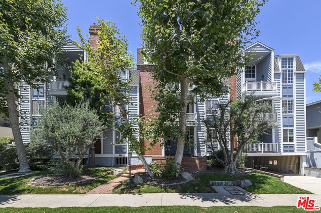 property at 11667 Gorham Ave