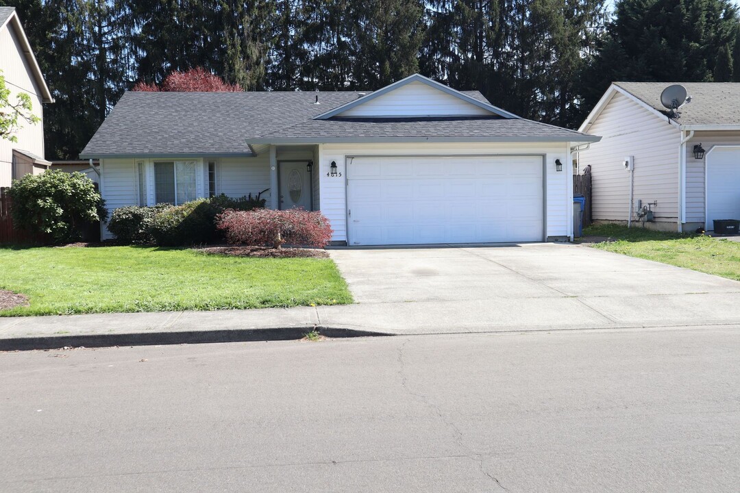 4615 NE 126th Ave in Vancouver, WA - Building Photo