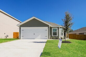 23139 Shakespeare Dr in Magnolia, TX - Building Photo - Building Photo