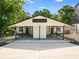 1509 Oak Heights Dr in Austin, TX - Building Photo
