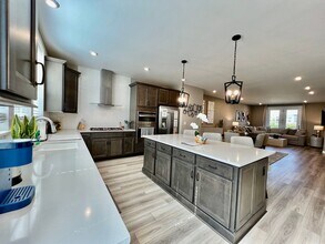 7420 Durham Pl in West Chester, OH - Building Photo - Building Photo