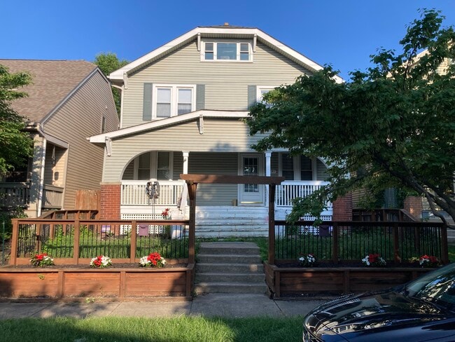 property at 1287 N 5th St