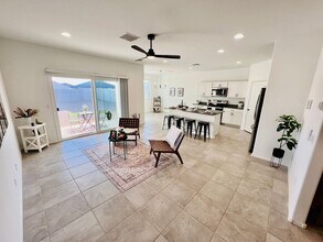 1131 W Chimes Tower Dr in Casa Grande, AZ - Building Photo - Building Photo