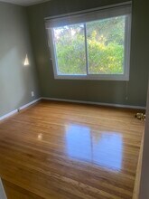 204 Palisades Dr in Daly City, CA - Building Photo - Building Photo