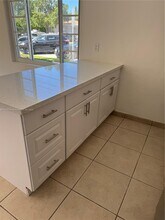 2160 Bay Dr in Miami Beach, FL - Building Photo - Building Photo
