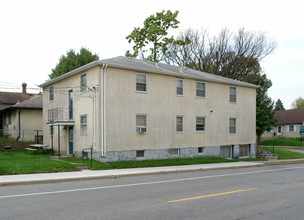 3758 Queen Ave N in Minneapolis, MN - Foto de edificio - Building Photo