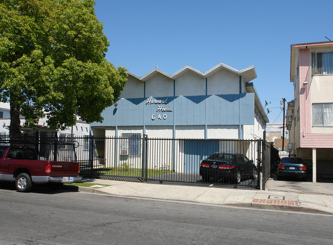 640 N Harvard Blvd in Los Angeles, CA - Foto de edificio - Building Photo
