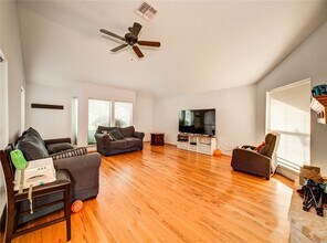 14226 Woodnook Dr in Houston, TX - Building Photo - Building Photo