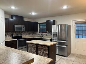 815 Bartolome Ln in Laredo, TX - Building Photo - Building Photo