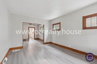 1950 Berkshire Pl in Toledo, OH - Building Photo - Building Photo