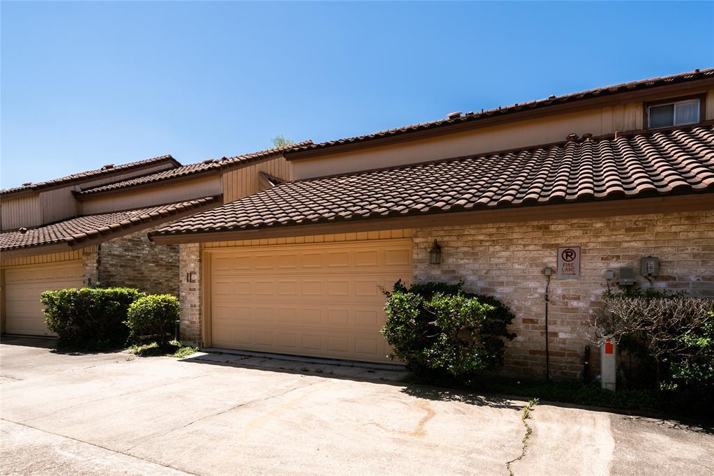 5918 San Felipe St in Houston, TX - Building Photo